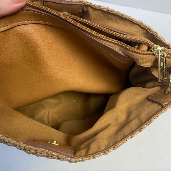 Madden Girl tan straw and polyurethane bucket bag - Picture 5 of 10